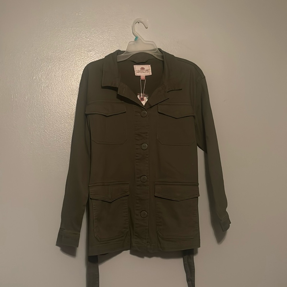 Brand-new Sunset Lane button up jacket